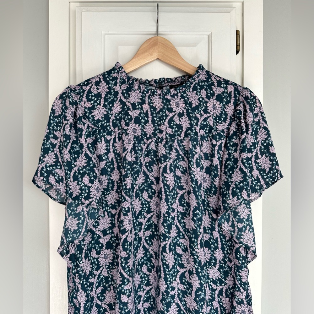 Ann Taylor || Floral Print Blouse - Picture 3 of 10